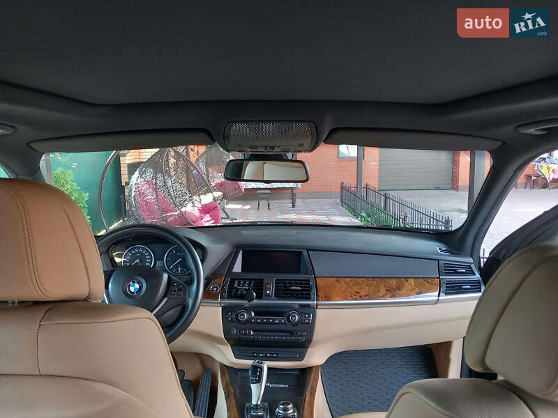 Позашляховик / Кросовер BMW X5 2010 в Ізмаїлі