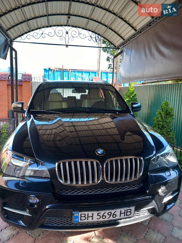 Позашляховик / Кросовер BMW X5 2010 в Ізмаїлі