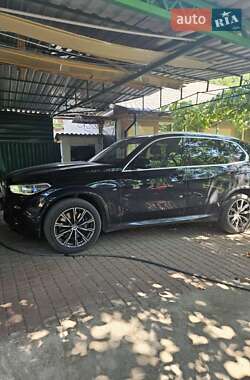 Позашляховик / Кросовер BMW X5 2019 в 