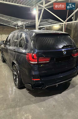 Позашляховик / Кросовер BMW X5 2015 в 
