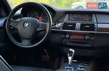 Внедорожник / Кроссовер BMW X5 2011 в 
