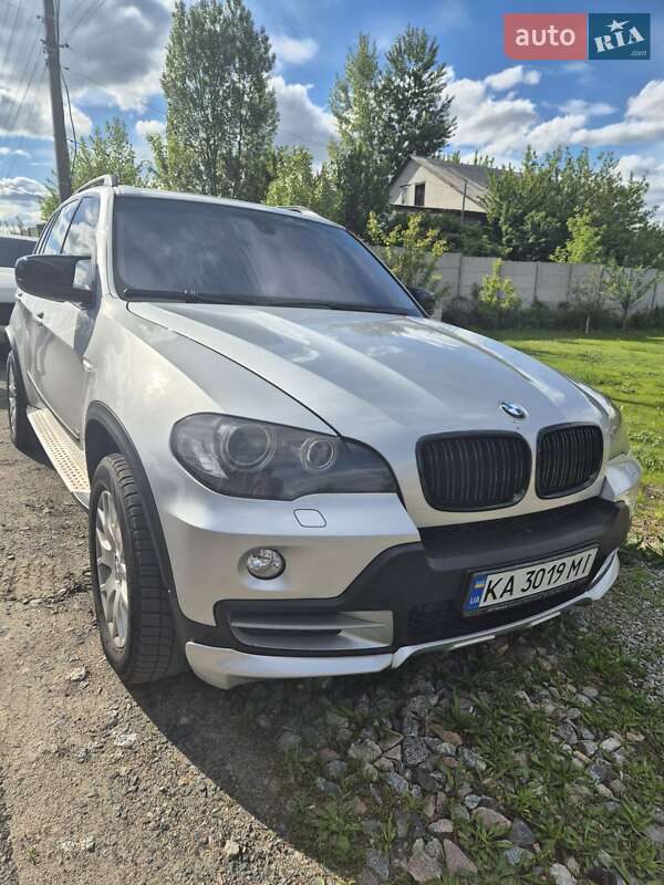 Внедорожник / Кроссовер BMW X5 2007 в Киеве