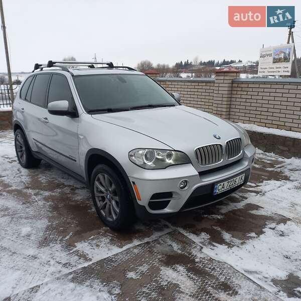 Внедорожник / Кроссовер BMW X5 2012 в 
