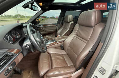 Внедорожник / Кроссовер BMW X5 2009 в 