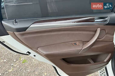 Внедорожник / Кроссовер BMW X5 2009 в 