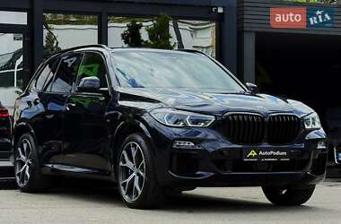 Позашляховик / Кросовер BMW X5 2021 в 