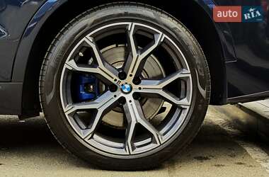 Позашляховик / Кросовер BMW X5 2021 в 