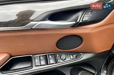 Позашляховик / Кросовер BMW X5 2015 в 