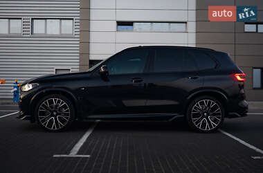 Позашляховик / Кросовер BMW X5 2019 в 