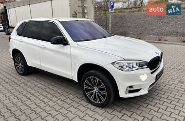 Внедорожник / Кроссовер BMW X5 2015 в 