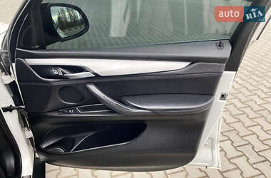 Внедорожник / Кроссовер BMW X5 2015 в 