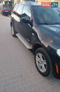 Позашляховик / Кросовер BMW X5 2011 в 