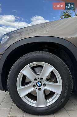 Внедорожник / Кроссовер BMW X5 2010 в 