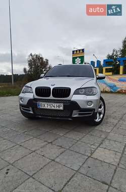 Внедорожник / Кроссовер BMW X5 2009 в Нетешине