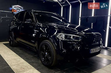 Позашляховик / Кросовер BMW X5 2017 в 