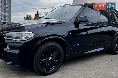 Позашляховик / Кросовер BMW X5 2017 в 