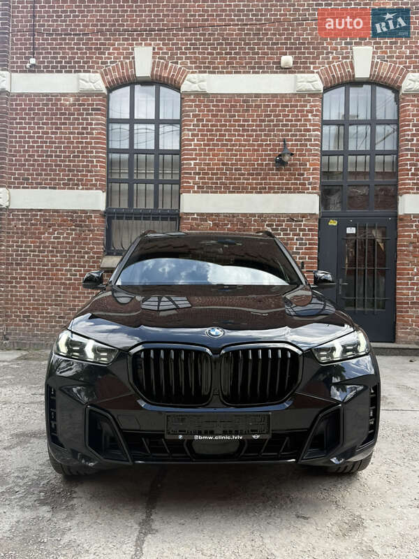 Позашляховик / Кросовер BMW X5 2024 в 