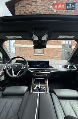Позашляховик / Кросовер BMW X5 2024 в 