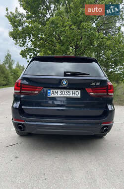 Внедорожник / Кроссовер BMW X5 2015 в 