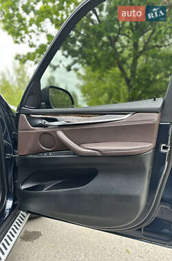 Внедорожник / Кроссовер BMW X5 2015 в 