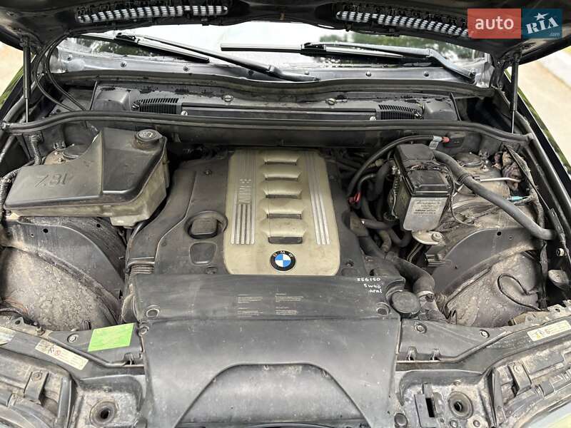 Внедорожник / Кроссовер BMW X5 2005 в Малине