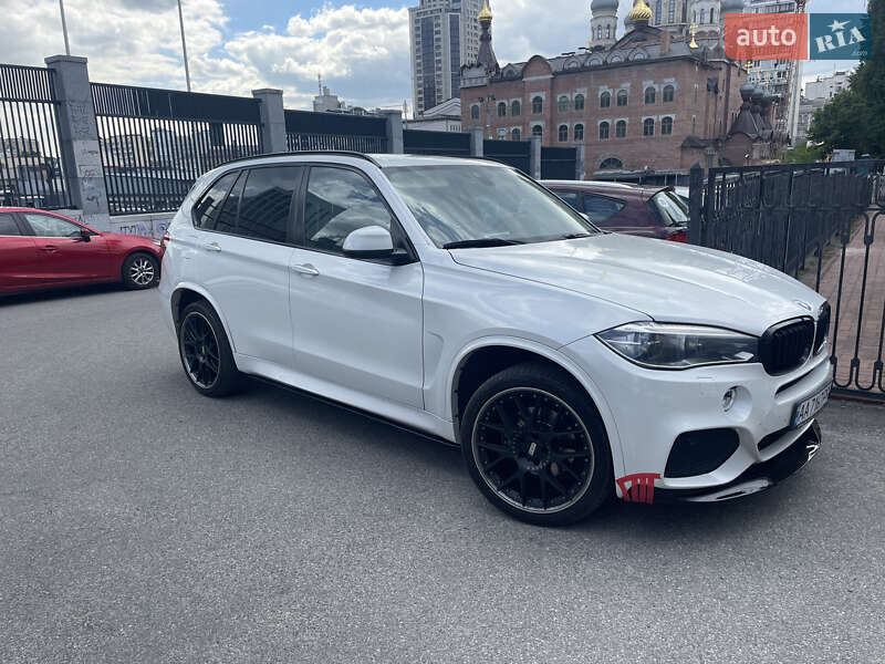 Позашляховик / Кросовер BMW X5 2016 в Києві