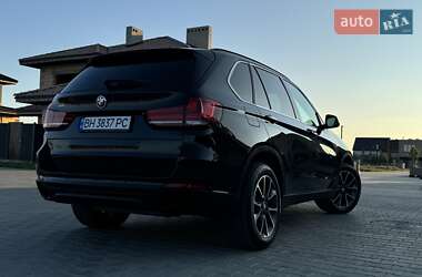 Внедорожник / Кроссовер BMW X5 2015 в 