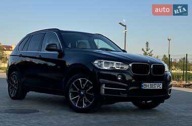 Внедорожник / Кроссовер BMW X5 2015 в 