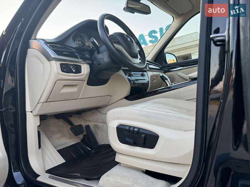 Позашляховик / Кросовер BMW X5 2015 в Одесі