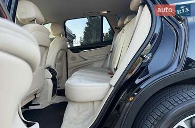 Внедорожник / Кроссовер BMW X5 2015 в 