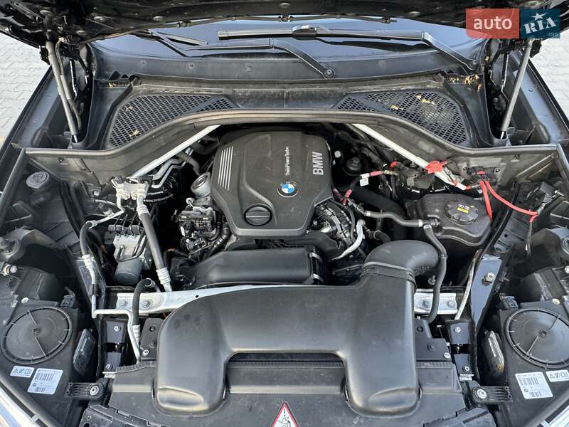 Позашляховик / Кросовер BMW X5 2015 в Одесі