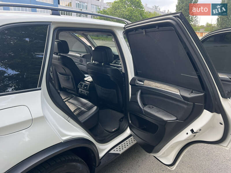 Внедорожник / Кроссовер BMW X5 2011 в Днепре