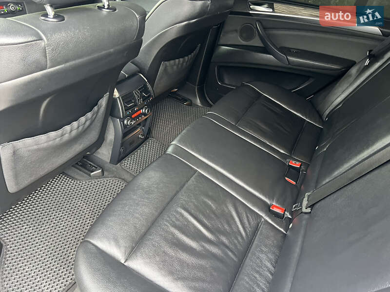 Внедорожник / Кроссовер BMW X5 2011 в Днепре