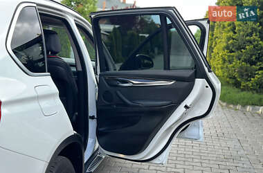 Позашляховик / Кросовер BMW X5 2015 в 
