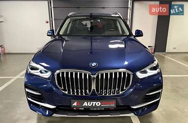 Позашляховик / Кросовер BMW X5 2021 в 