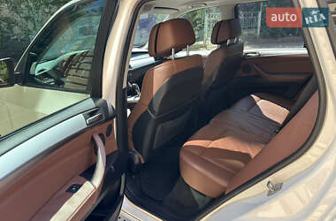 Внедорожник / Кроссовер BMW X5 2012 в 