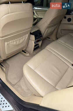 Внедорожник / Кроссовер BMW X5 2012 в 
