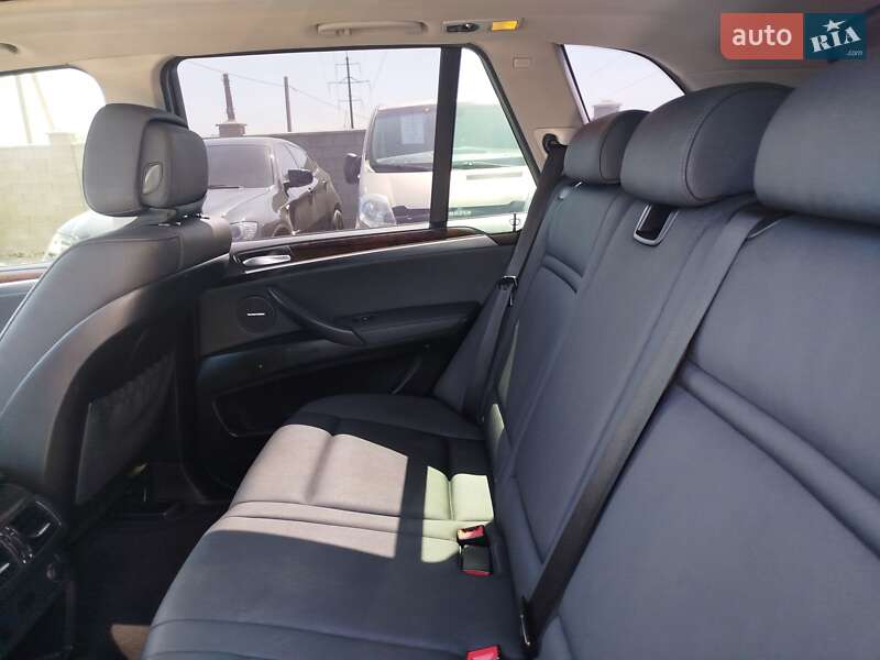 Внедорожник / Кроссовер BMW X5 2013 в Ровно фото 16 Внедорожник / Кроссовер BMW X5 2013 в Ровно