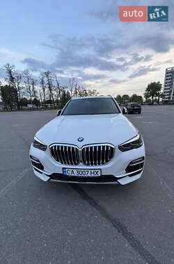 Внедорожник / Кроссовер BMW X5 2019 в 