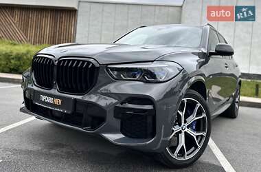 Позашляховик / Кросовер BMW X5 2021 в 