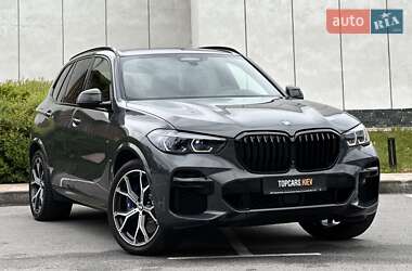 Позашляховик / Кросовер BMW X5 2021 в 