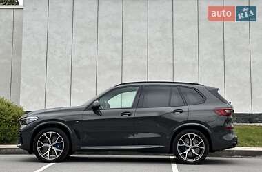 Позашляховик / Кросовер BMW X5 2021 в 
