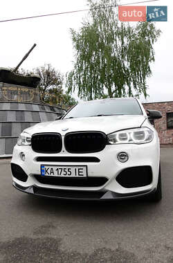 Позашляховик / Кросовер BMW X5 2015 в 