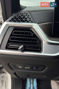Позашляховик / Кросовер BMW X5 2023 в 