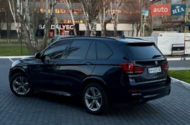 Позашляховик / Кросовер BMW X5 2013 в 