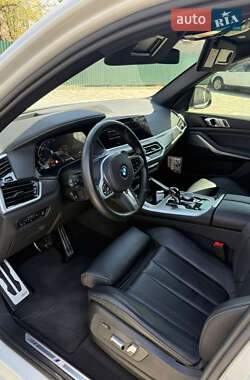 Позашляховик / Кросовер BMW X5 2022 в 