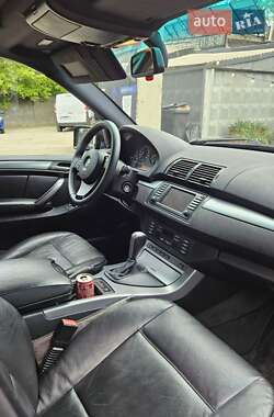 Позашляховик / Кросовер BMW X5 2004 в 