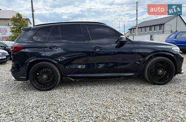 Позашляховик / Кросовер BMW X5 2019 в 