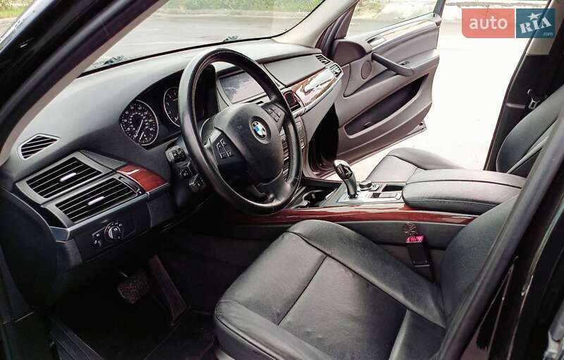 Внедорожник / Кроссовер BMW X5 2011 в Киеве