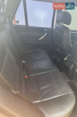 Внедорожник / Кроссовер BMW X5 2003 в 